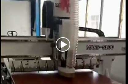 S100開料機加工現場